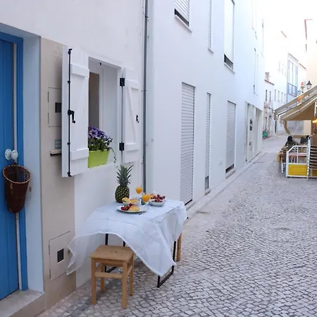 Apartament Tiny House Nazaré